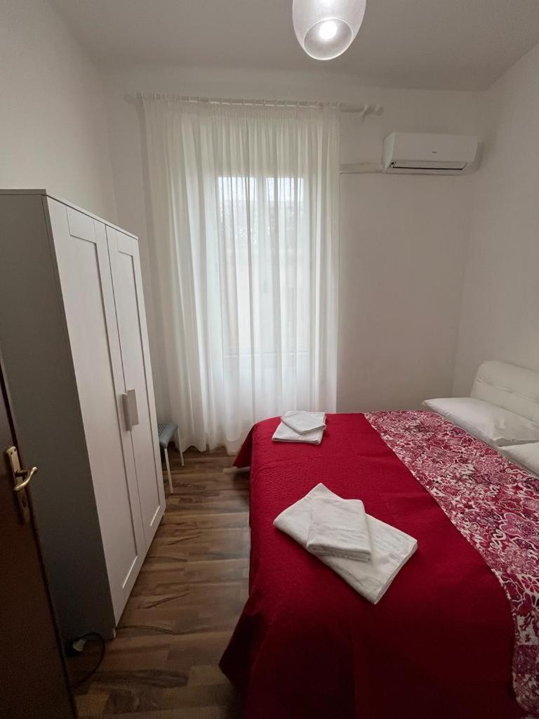 Colosseo Guest House Gil روما المظهر الخارجي الصورة