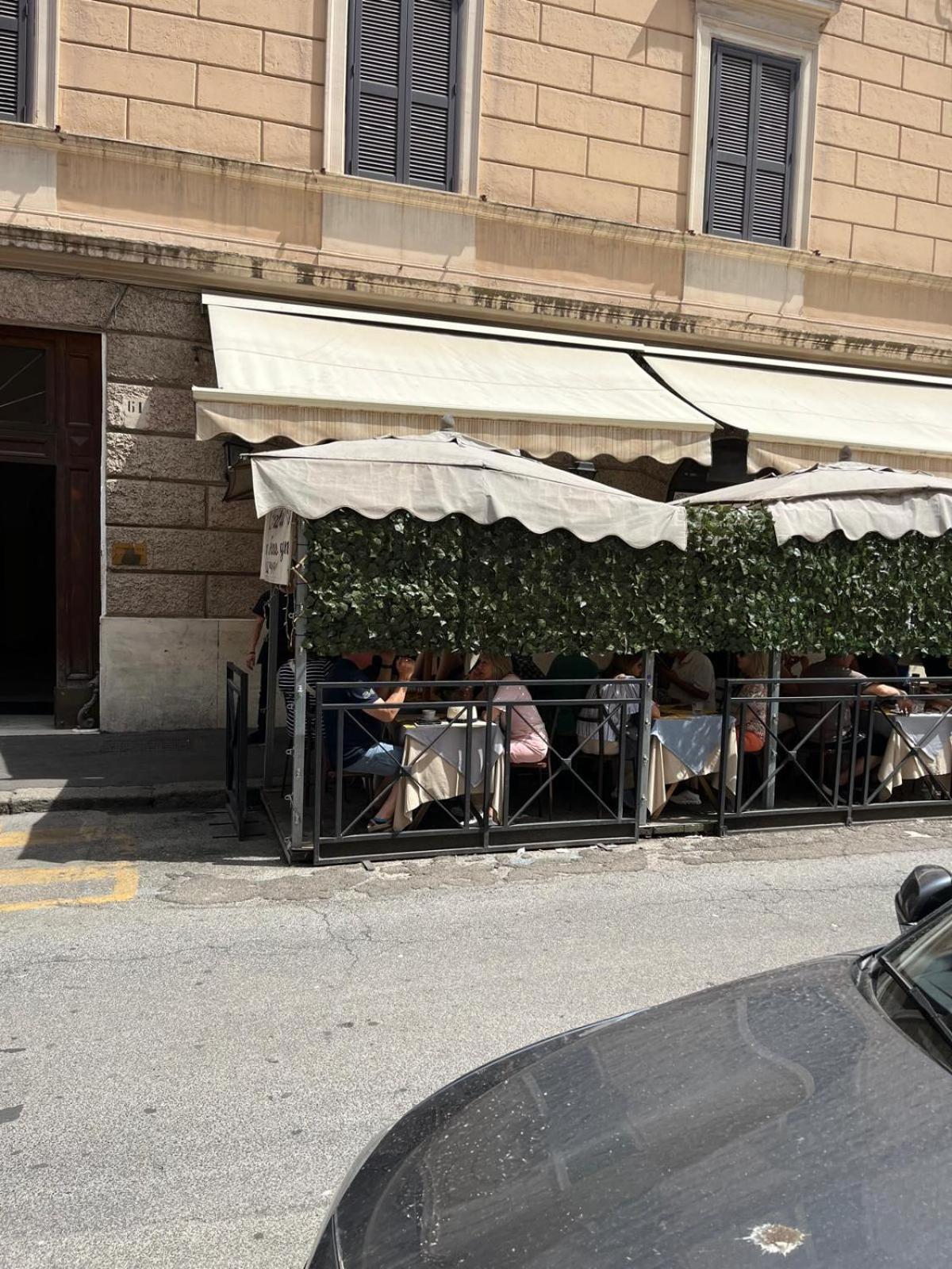 Colosseo Guest House Gil روما المظهر الخارجي الصورة